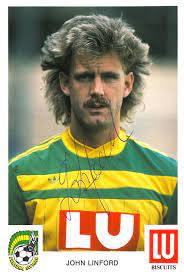 🏴󠁧󠁢󠁥󠁮󠁧󠁿 | John Linford is jarig (68).

Controversiële aanvaller die wordt gezien als een van de grootste cultvoetballers die ons land ooit heeft gekend.  Speelde o.a. voor <a href="/NACnl/">NAC Breda 💛🖤</a>, <a href="/ADODenHaag/">ADO Den Haag</a>, <a href="/FortunaSittard/">Fortuna Sittard</a>.

Kreeg de bijnaam ‘The Elephant man...

kentudezenog.nl/john-linford-1…