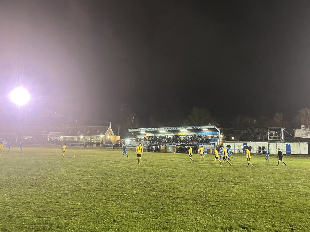 HallamFC1860's tweet image. 75’ - GOAAAALLL!!!

Hallam get their deserved equaliser!

Staniland bursts through before squaring for Litchfield who slots home! 

1-1 

#HallamFC