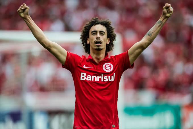 Tudo começou a dar errado depois que o Valdivia saiu do inter