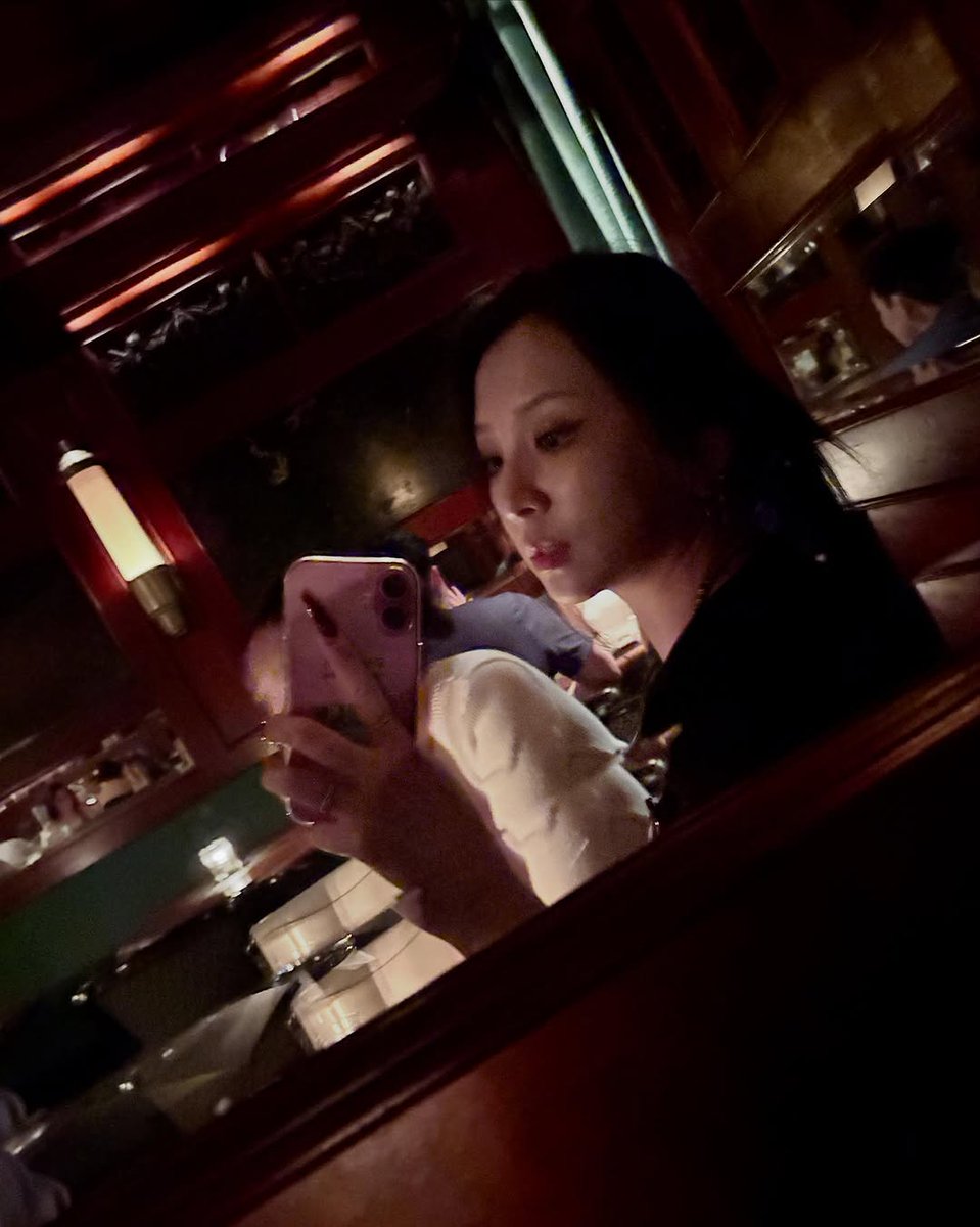 ratedzziwoo's tweet photo. hi princess jiwoo 🥹🖤 https://t.co/xyIT9BXzpF