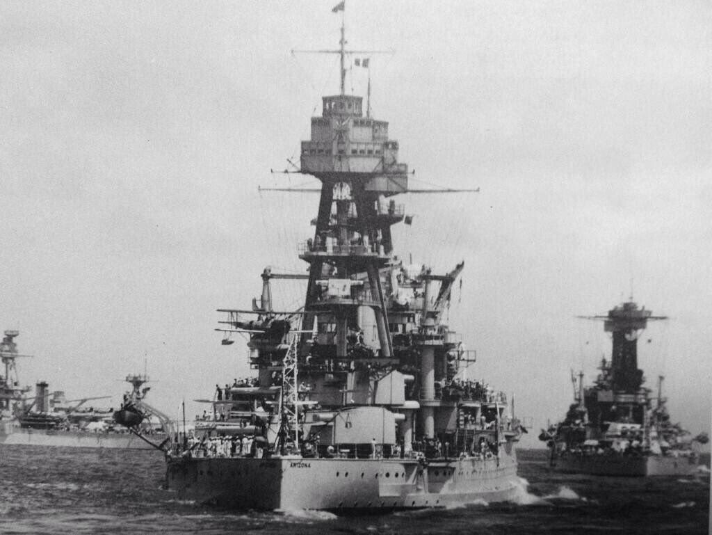 Naval might. The USS Arizona (BB-39) on maneuvers with USS Texas (BB-35) and USS Tennessee (BB-43) in the late 1930s. #PearlHarbor84