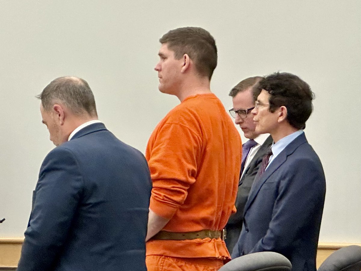 JonWMUR's tweet photo. BREAKING: Erik Conover, the YouTube personality with nearly 3,000,000 subscribers on his channel, plead guilty to hitting a Bartlett, NH police officer in March while leading a police chase.

He will serve 4 to 10 years in prison, with a mental health plan.
#nhnews #wmur https://t.co/XKltN5Qr5O
