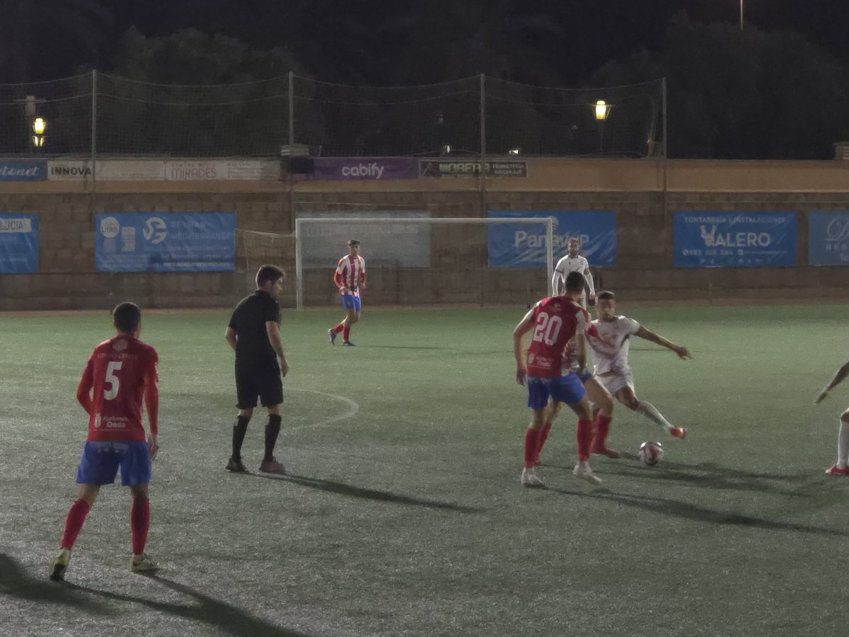 Game 87: Silla CF 1-1 CD Odna.
Not a game that will live long in the memory, though the visitors goal was a beauty of a lob.
Poor artificial pitch,  as is often the case at this level of Spanish fitba.
#davesfootballtravels