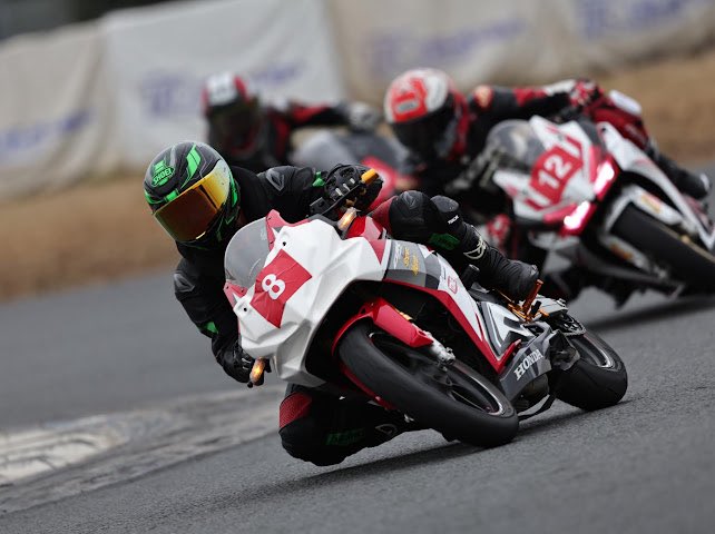 おはようございます☀
先日の #alpacaGo 走行会にて写真を頂きました。
めちゃカッコよく撮って頂きありがとうございます
今日も１日ご安全に