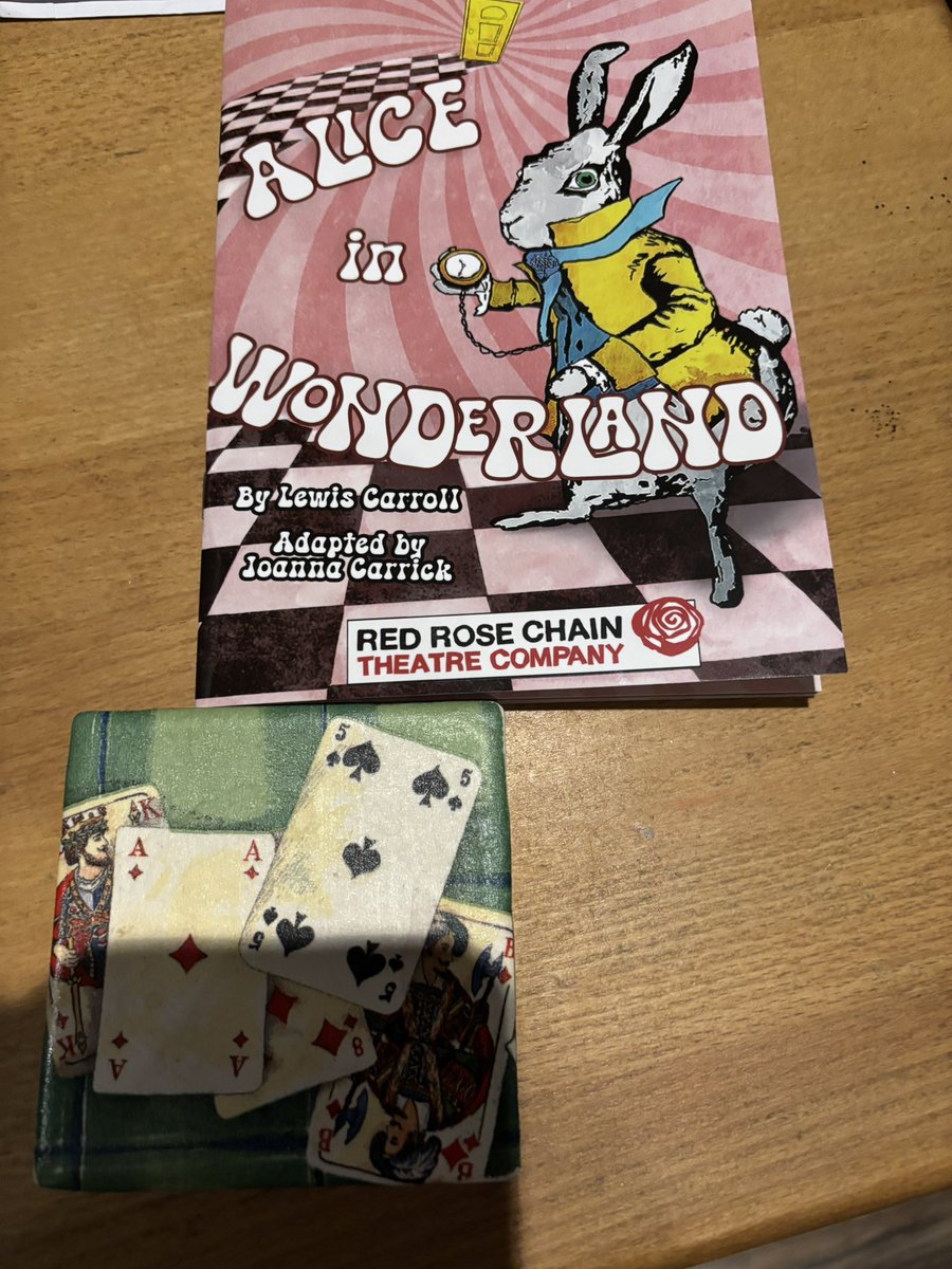 Just returned from seeing Alice In Wonderland by <a href="/red_rose_chain/">Red Rose Chain</a> 
Do NOT miss this hilarious, brilliant Xmas panto full of amazing talent.
I promise you, all ages will love it!
Tickets available for shows up to 4th January
#ipswich #Suffolk
