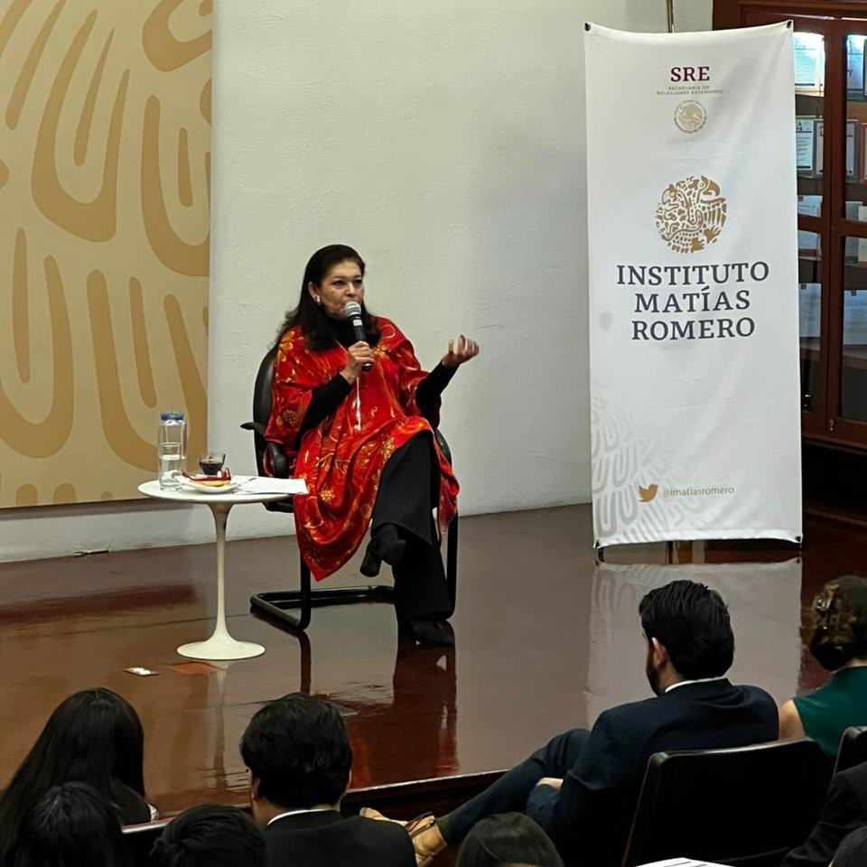 imatiasromero's tweet photo. Agradecemos a la Embajadora María Teresa Mercado por la impartición de la sesión final del Curso de Capacitación del Concurso Público General de Ingreso al Servicio Exterior Mexicano Rama Diplomático-Consular 2025. https://t.co/VBUmNzkyMb