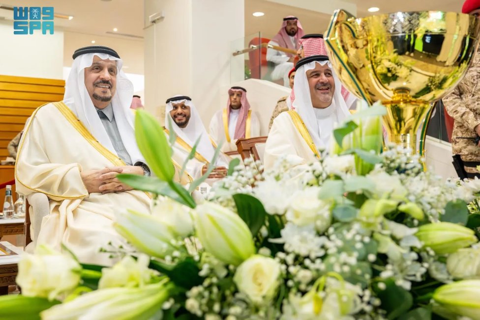 صور .. تحت رعاية سمو ولي العهد ونيابة عنه... أمير منطقة الرياض يتوج الفائزين بأول السباقات الكبرى على كأسَي سمو ولي العهد للخيل المنتَجة محليًّا ولخيل الإنتاج والمستورد 