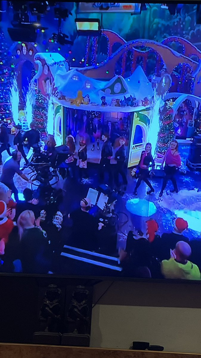 Gillhouse tweet media