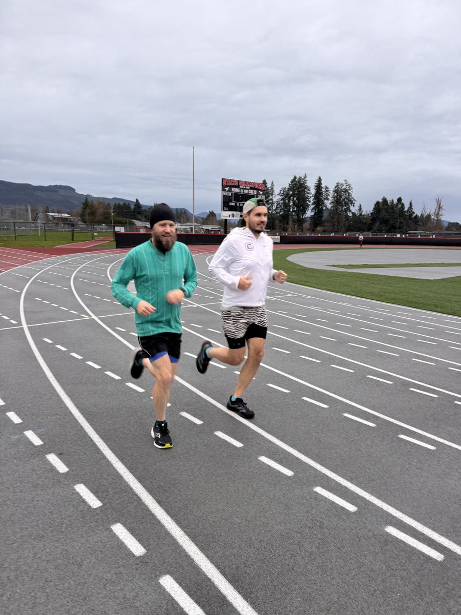 RiverRunnerTC's tweet photo. Day 2 of #RRTC saw a dozen new members show up! Join us next Tuesday at Dorris Ranch at 4pm!
#RiverRunnerTrackClub https://t.co/ZW7KAyUj4J