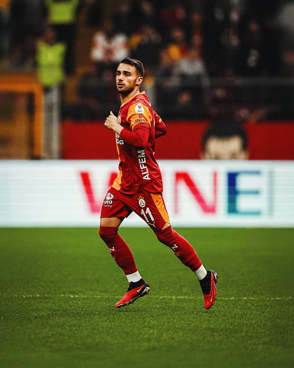 Yunus Akgün tweet media