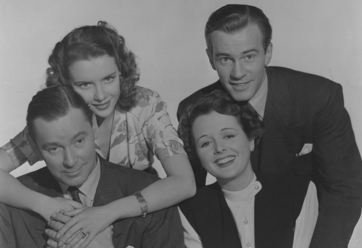 TinseltownTwins's tweet photo. Susan Peters with Herbert Marshall, Mary Astor, and Richard Carlson in Young Ideas (1943). #ClassicGirlOfTheWeek #SusanPeters https://t.co/yQVDwf0Os5