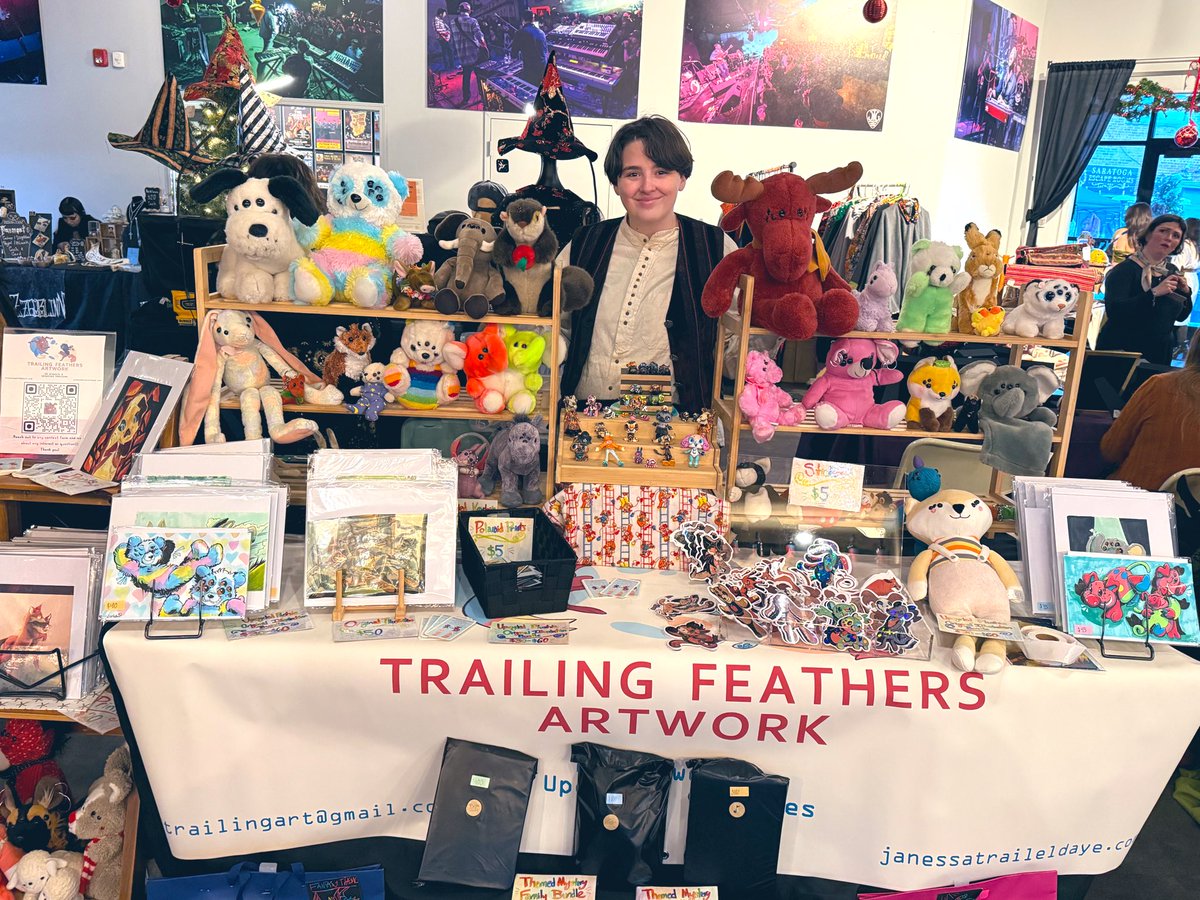 Trailing Feathers tweet media