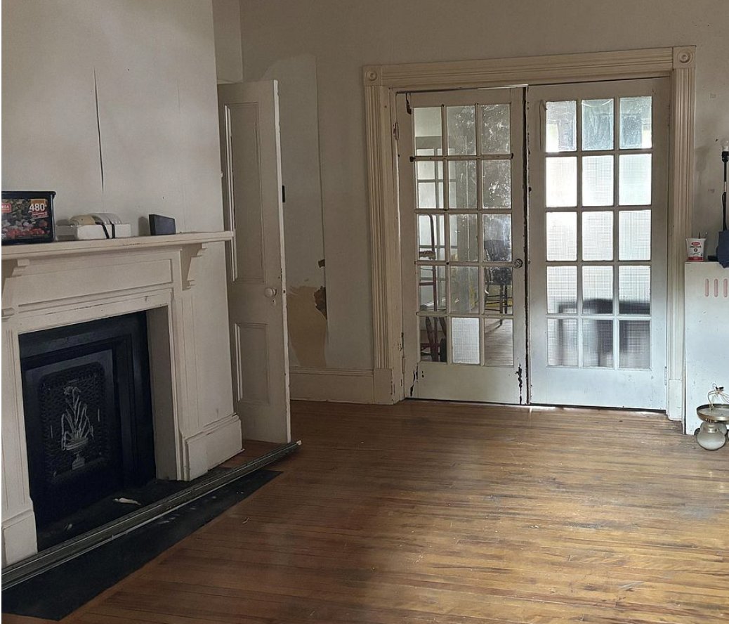 oldhouseunder50's tweet image. Affordable #NovaScotia #Duplex with Vacant Main Floor &amp;amp; Tenant-Occupied Upper Unit – $54Kusd. 
oldhousesunder100k.com/affordable-nov…