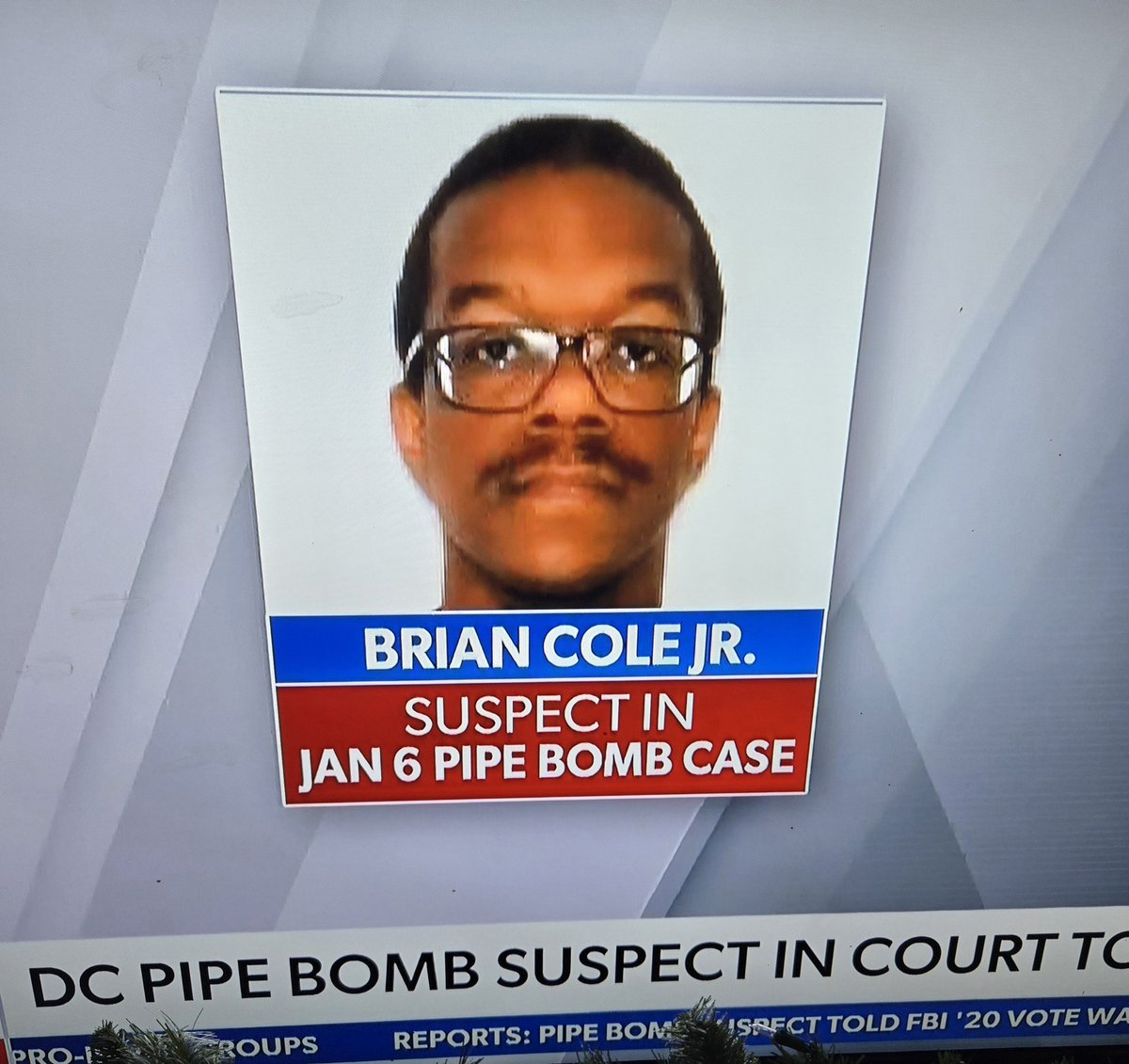 Has <a href="/jaketapper/">Jake Tapper 🦅</a> retracted this story of this guy being a white guy?