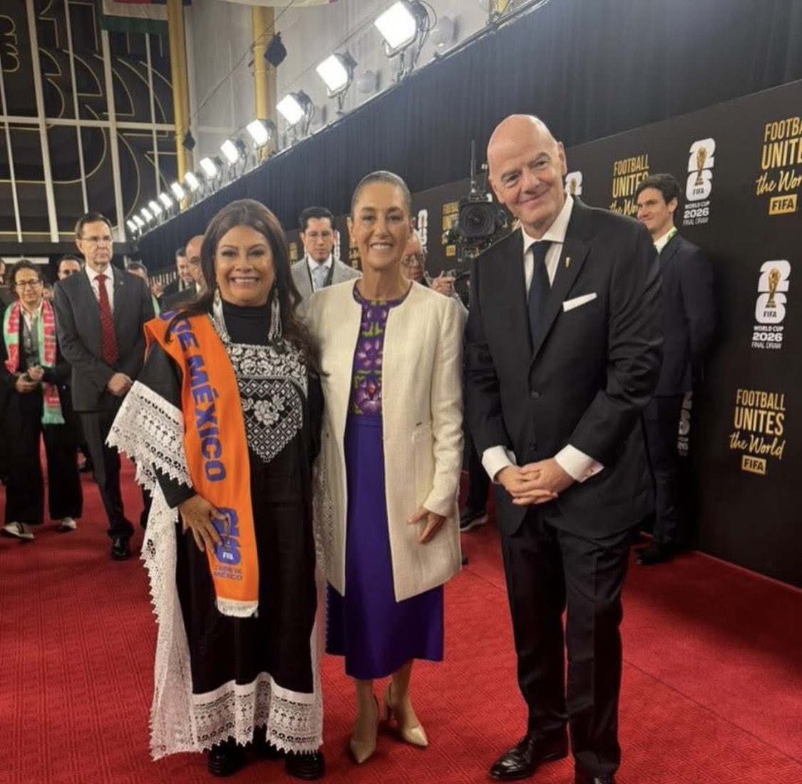 Bárbara Tijerina tweet media