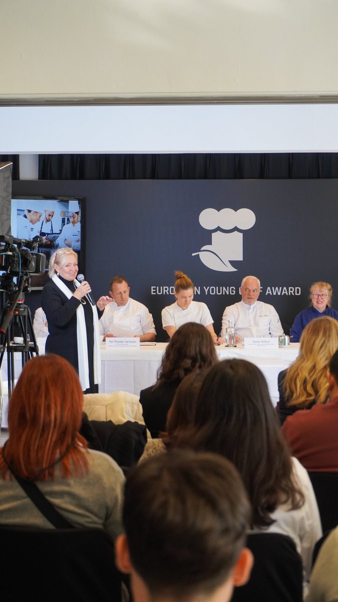 EUHTStPOL's tweet image. 🍴 A few weeks ago, EUHT StPOL hosted the European Young Chef Award 2025, organized by @IGCAT2  &amp;amp; @gencat, gathering young culinary talents from across Europe. Congrats to all finalists &amp;amp; winners! Special mention to our student Ànakin Rivera for his dedication

#EYCA2025