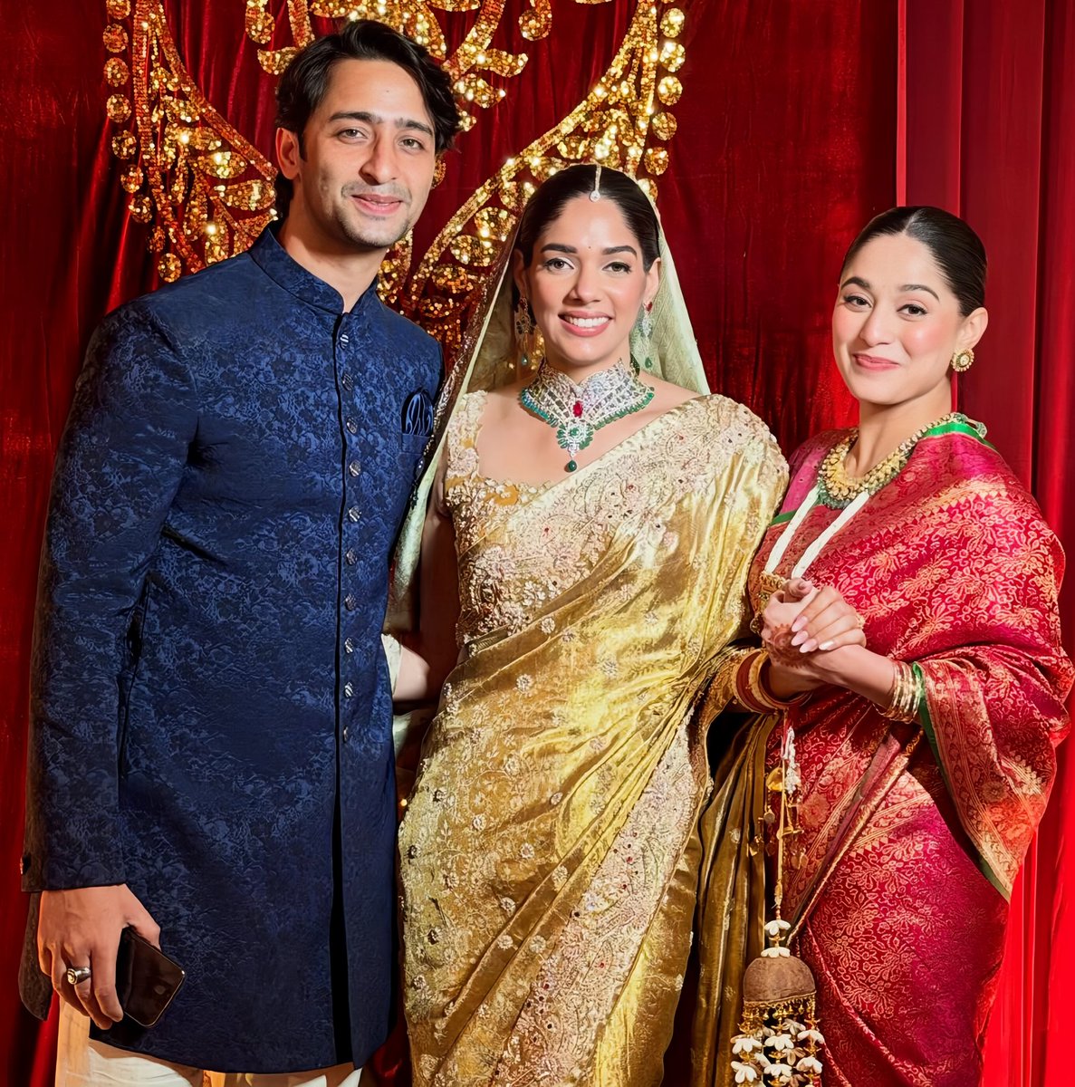 idcyaaaar's tweet photo. 2025 is full of reunions 😭😭
[ #ShaheerSheikh • #SomyaSeth ] https://t.co/v7niQyFzQM