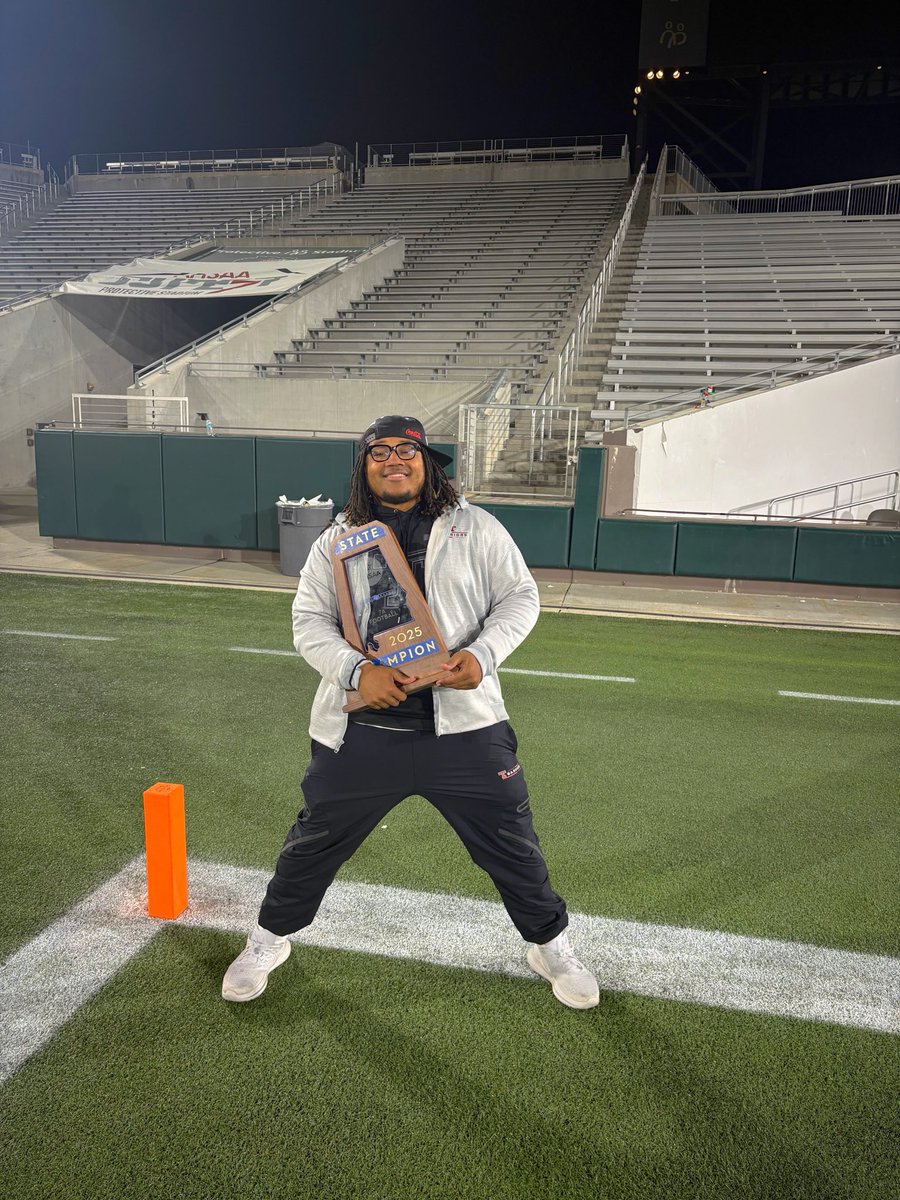 Coach 1️⃣2️⃣ tweet media