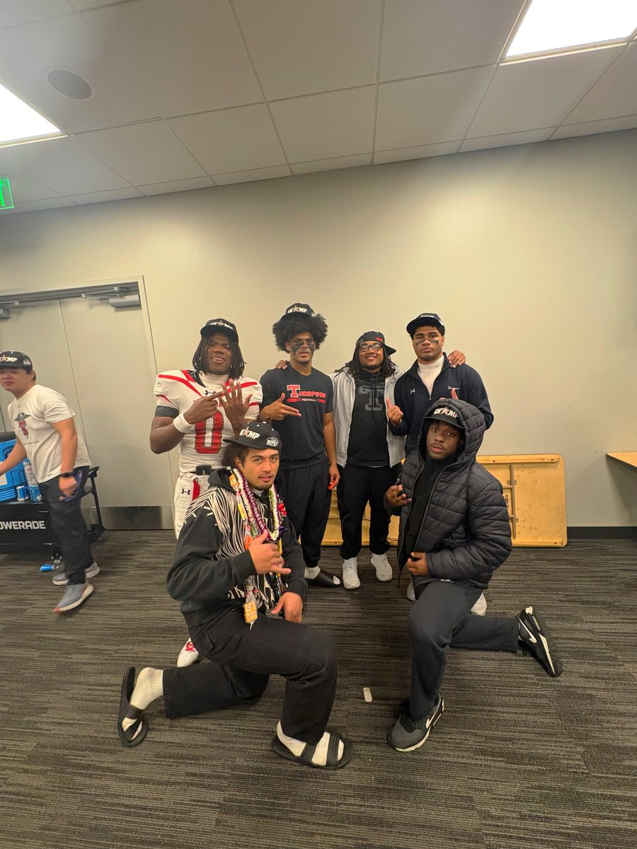 Coach 1️⃣2️⃣ tweet media