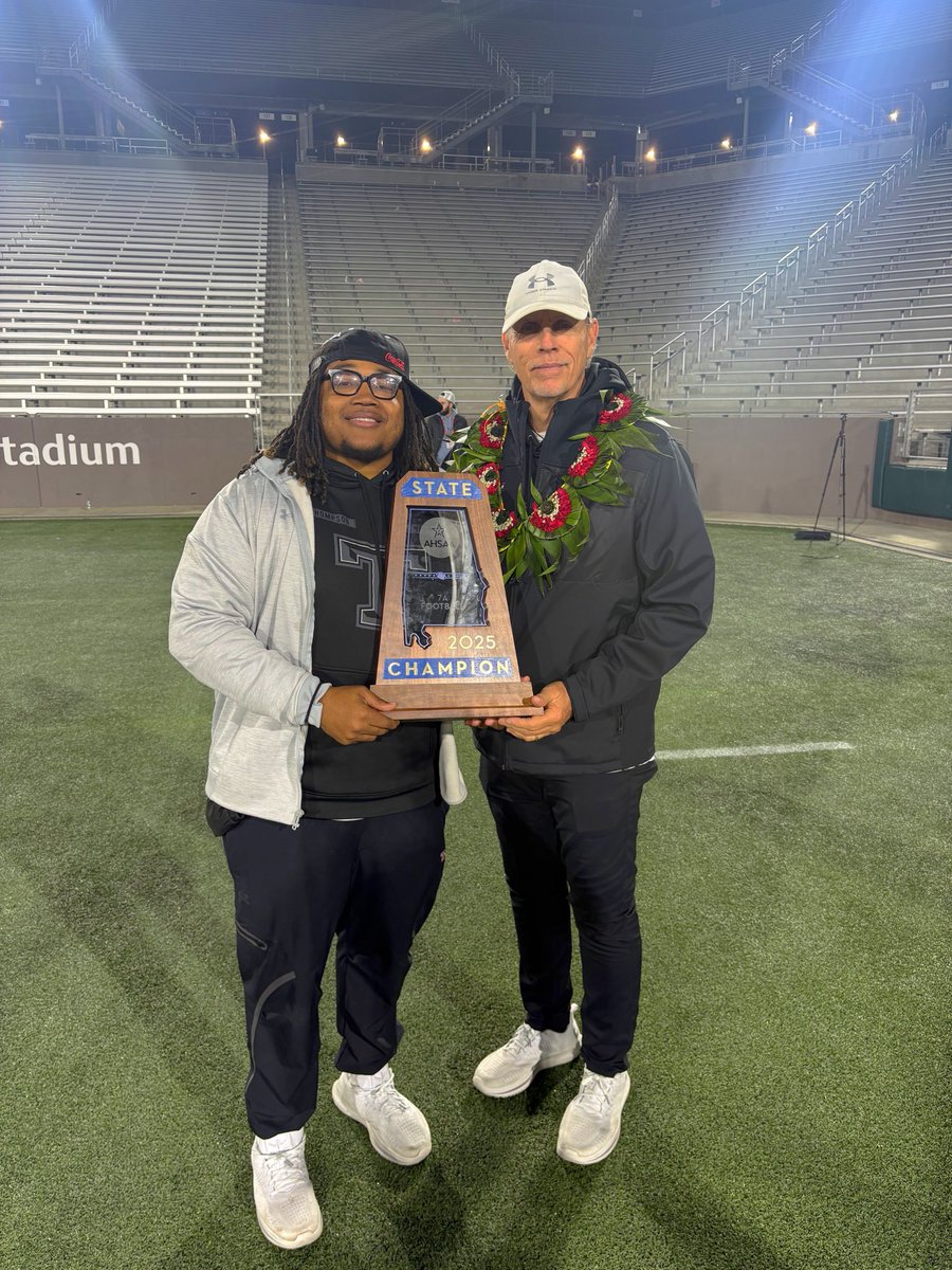 Coach 1️⃣2️⃣ tweet media