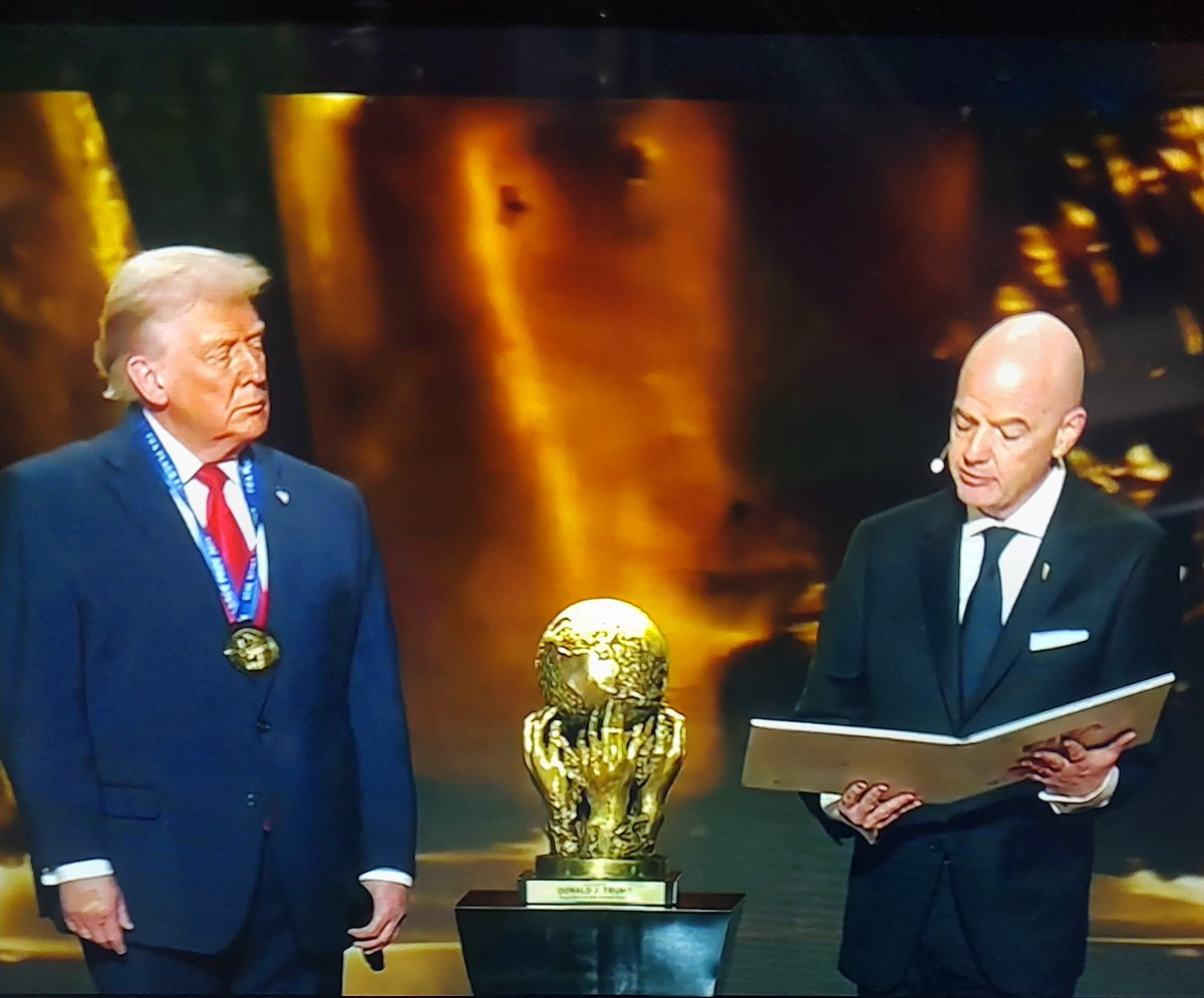Chinga tu madre #Trump Chinga tu madre #Fifa