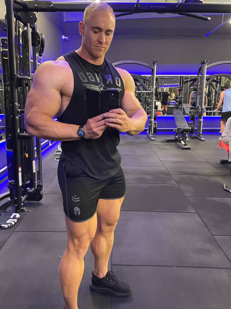 Barry Munger tweet media