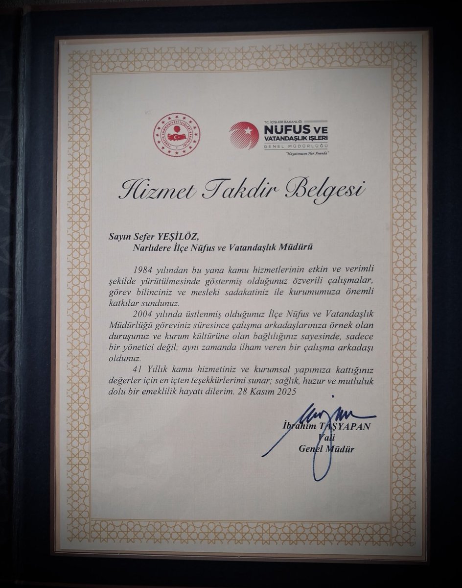 İzmir İl Nüfus ve Vatandaşlık Müdürü Sn. Semanur Başgül ve Kaymakamımız Sn. Kadir Taner Eser tarafından tevdi edildi.
<a href="/izmirvaliligi/">T.C. İzmir Valiliği</a>