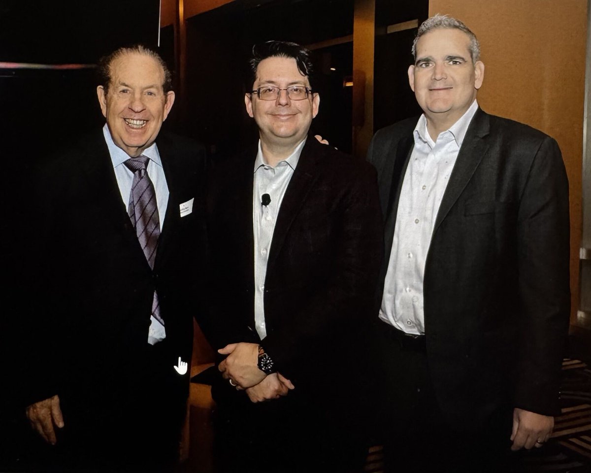 cbz's tweet image. CBIZ recently sponsored @Mann_Pub's “Artificial Intelligence Unplugged”. It was an insightful event full of discussion focused on AI's transformative impact on the #ConsumerGoods and #RealEstate industries. 
 #ArtificialIntelligence #IndustryLeaders