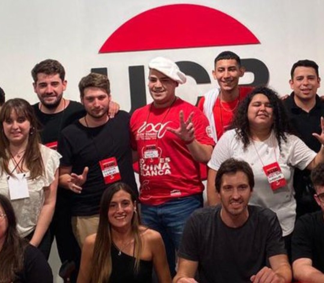 Mi reconocimiento al Sec Gral de la Juv Nac de la UCR, Moisés García y a toda la conducción saliente de la JR por estos 10 años de compromiso, militancia y trabajo incansable.
Felicitaciones por la huella que dejan y fuerza a quienes toman la posta.