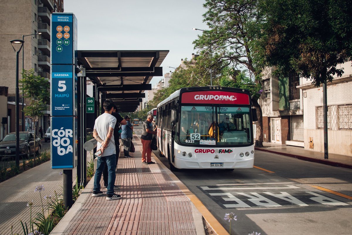 PasseriniOk's tweet photo. Conectar la ciudad es mejorar la vida diaria de los vecinos para llegar más fácil, circular con más seguridad y disfrutar más de nuestros espacios públicos. 🚗

Hoy habilitamos el último tramo de la avenida Maipú y completamos un corredor moderno y seguro que une Ciudad Universitaria y la Plaza España, con el río Suquía, la Costanera y el parque Las Heras-Elisa. 👏