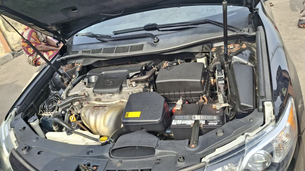 MinkailAutosLtd's tweet photo. Feeds from port. Toyota Camry SE Accident Free now cleared and available for sale as it is. https://t.co/FRPXrnt9ZZ