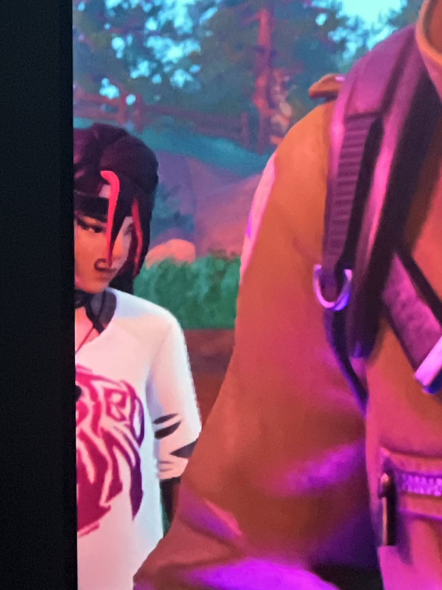 EuRobert9's tweet photo. @FortniteStatus hii @FortniteStatus can you please fix the festival phaedra outfit she has this glitch since she first released in 2023 https://t.co/TKNqGZkSHd
