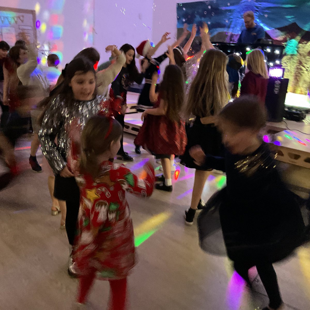 Thank you everybody for making this evening such an enjoyable night. You all sparkled ✨