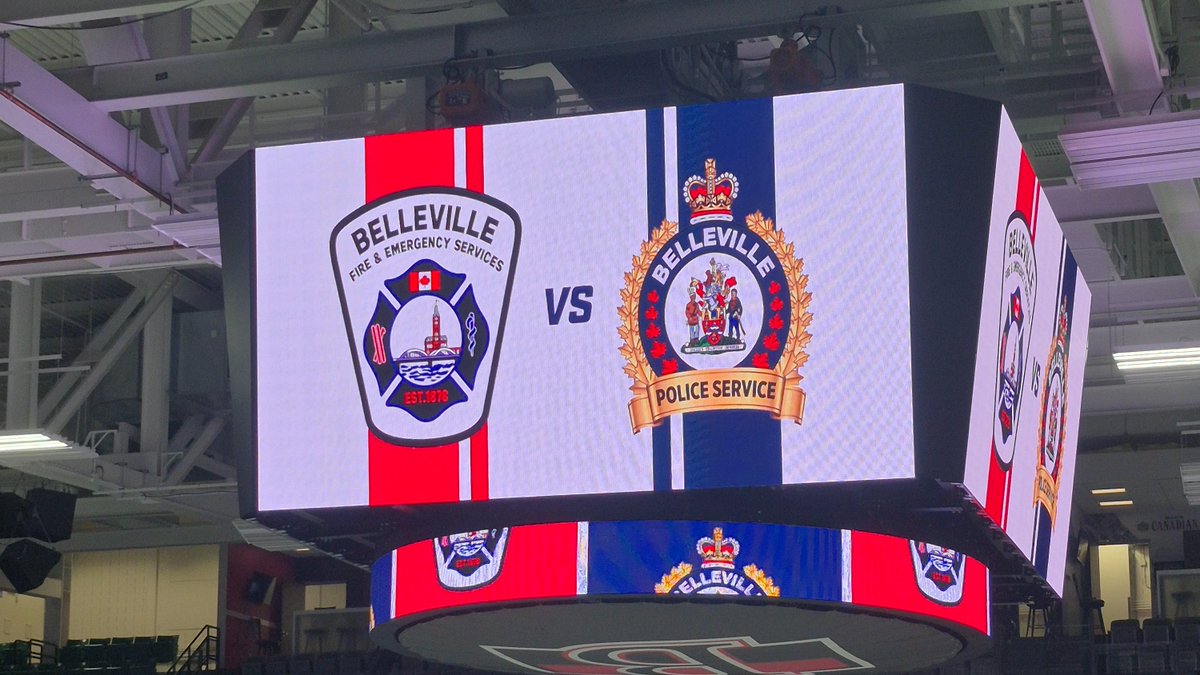 d_chief_smith's tweet image. 2 things we take serious.  Public safety....and hockey.  @BellevilleFire is game ready.  Goalie FF Loveys getting in the zone.