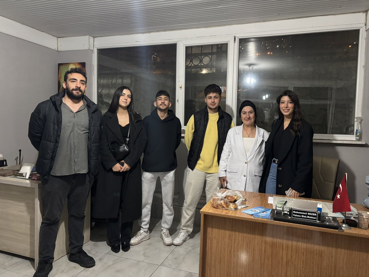 5 Aralık Dünya Kadın Hakları Günü kapsamında Ak Gençlik Kozlu olarak Kozlu Kadınları Sosyal Yardımlaşma ve Dayanışma Derneği’ni ziyaret ettik.