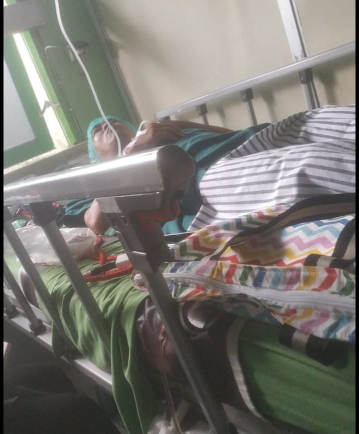 Mid 2022, my aunt collapsed at home.
We rushed her to the hospital, but they refused to touch her till we made a deposit even when we were at the edge of losing her.
We did all we can, even borrowed some money to make up the deposit money, but they still refused to take what we