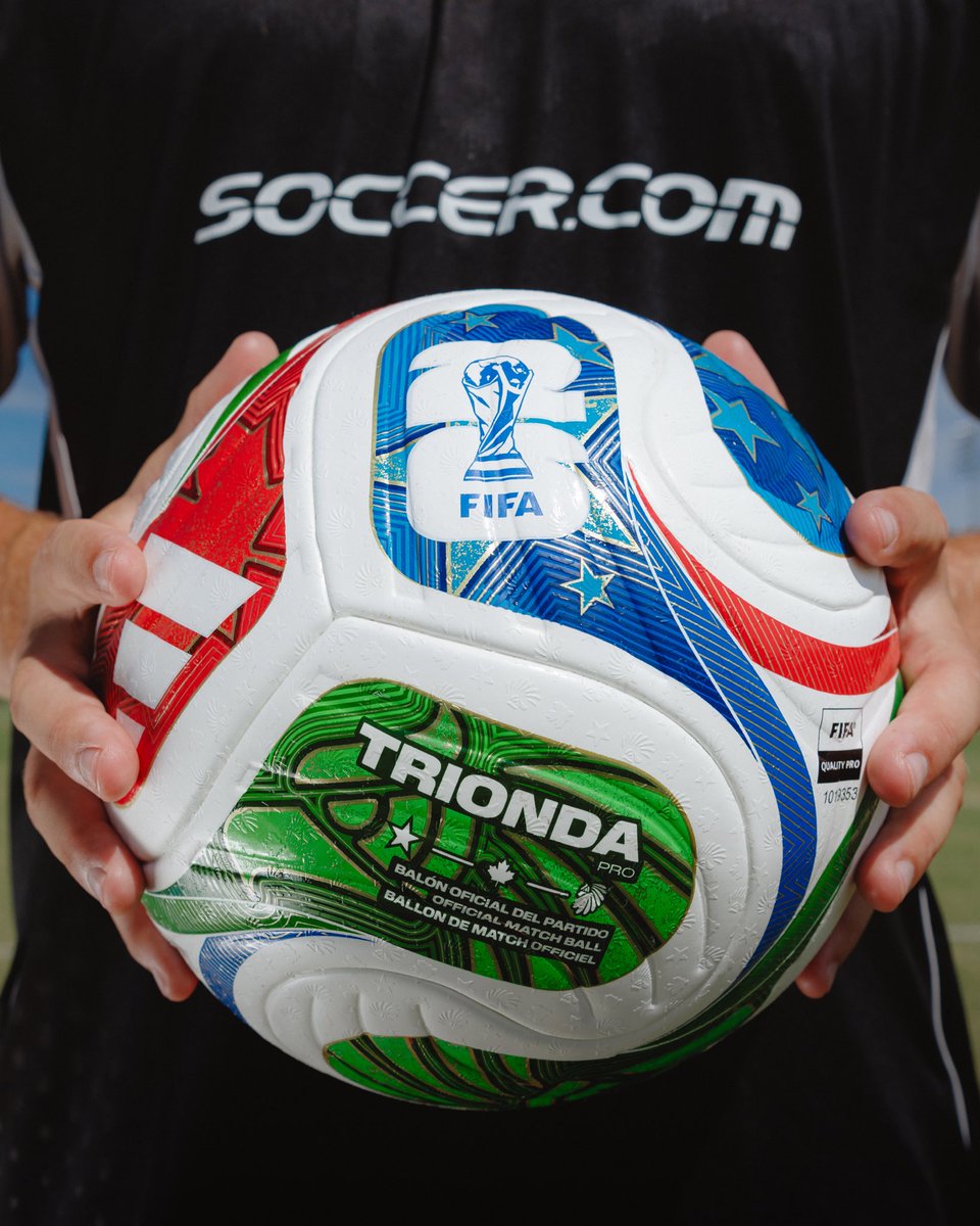 SOCCER.COM tweet media