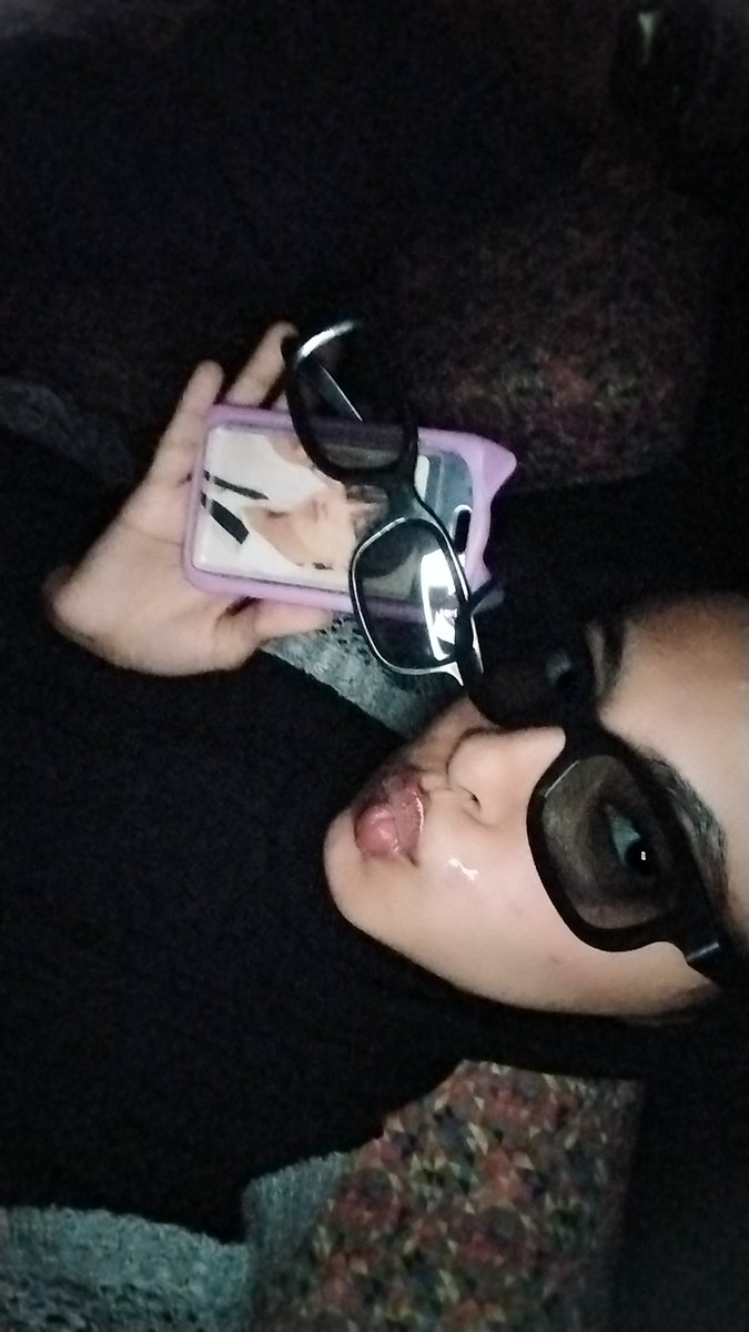 sticky like sansang tweet media