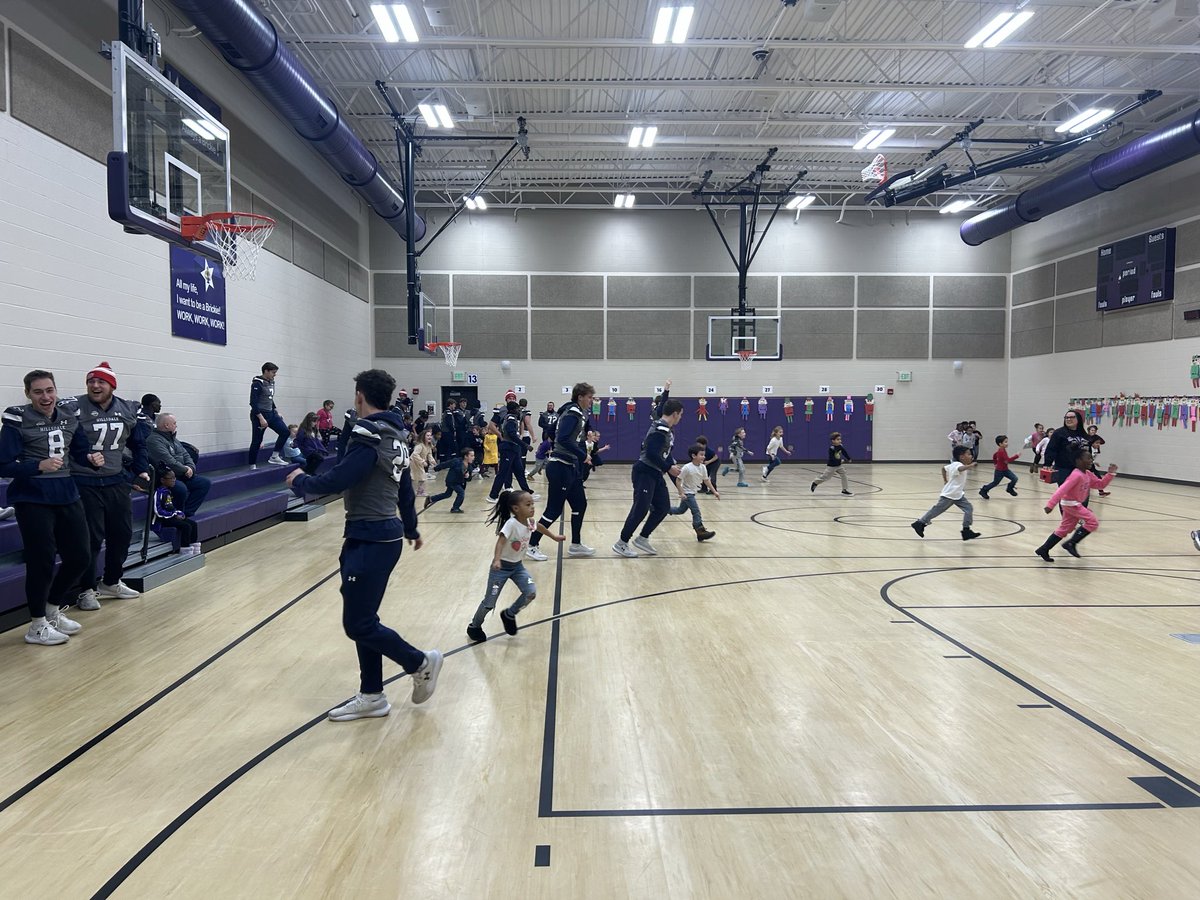 Hillsdale Football tweet media