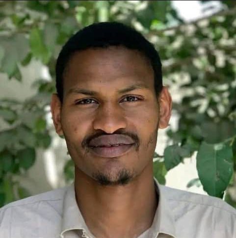 Salaam FAM 🚨🚨🚨  
Je vous partage un cas très spécial : aidez-nous à retrouver mon ami et frère. Il s’appelle Sidy Bouya Sow,habite à Yeumbeul, et il est porté disparu depuis le 13 novembre.  
Ce réseau fait souvent des miracle🙏🥹  
Un RT serait d’une grande aide.
Merci de