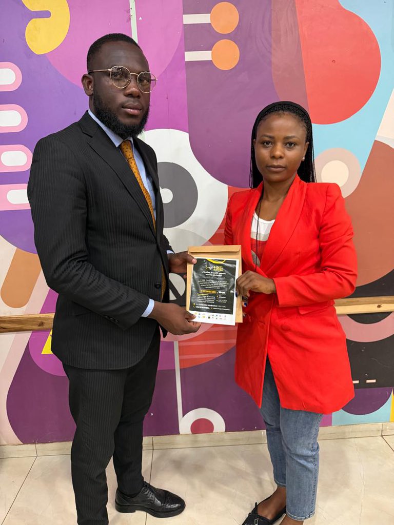 Depuis la capitale mondiale du cobalt, madame Nadia MUSONDA vient de confirmer sa présence à la deuxième édition de la soirée le prix des artisans de l’émergence . 
As-tu déjà ton billet ? 

#mea culpa toujours / litunda