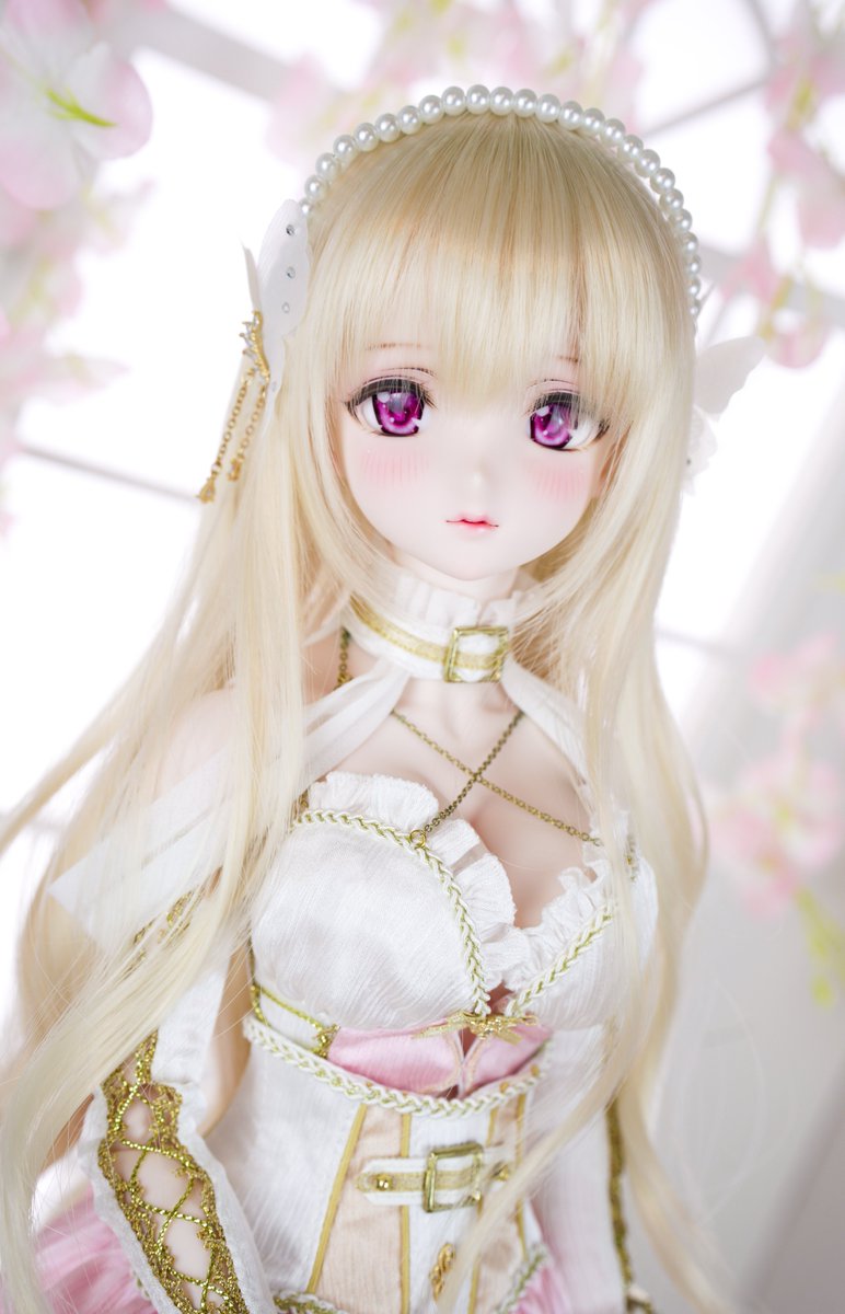 明日のオークション終了前に、彼女の違うルックの写真を撮りたかったんです。もう、もう大好きです😭❤️
 きっと素敵なエルフになると思います。

オークションへのリンクは下にあります ⬇️
auctions.yahoo.co.jp/jp/auction/m12…

いいねとRTをよろしくお願いします❤️