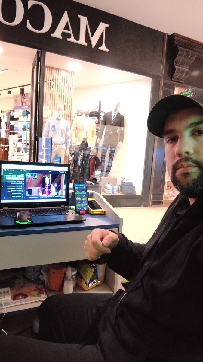 ChespiXeneize's tweet photo. Viendo el pedazo de textazo que nos están metiendo en el mundial junto a @DjMaRiiO vamos Argentina 🩵🤍🩵 https://t.co/Ncpob4DhJ0