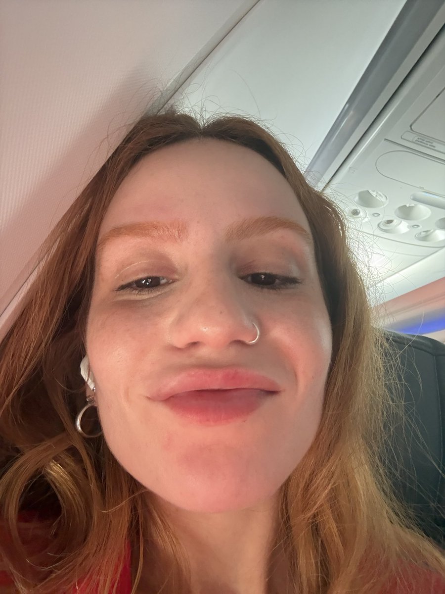 CAROL BIAZIN tweet media