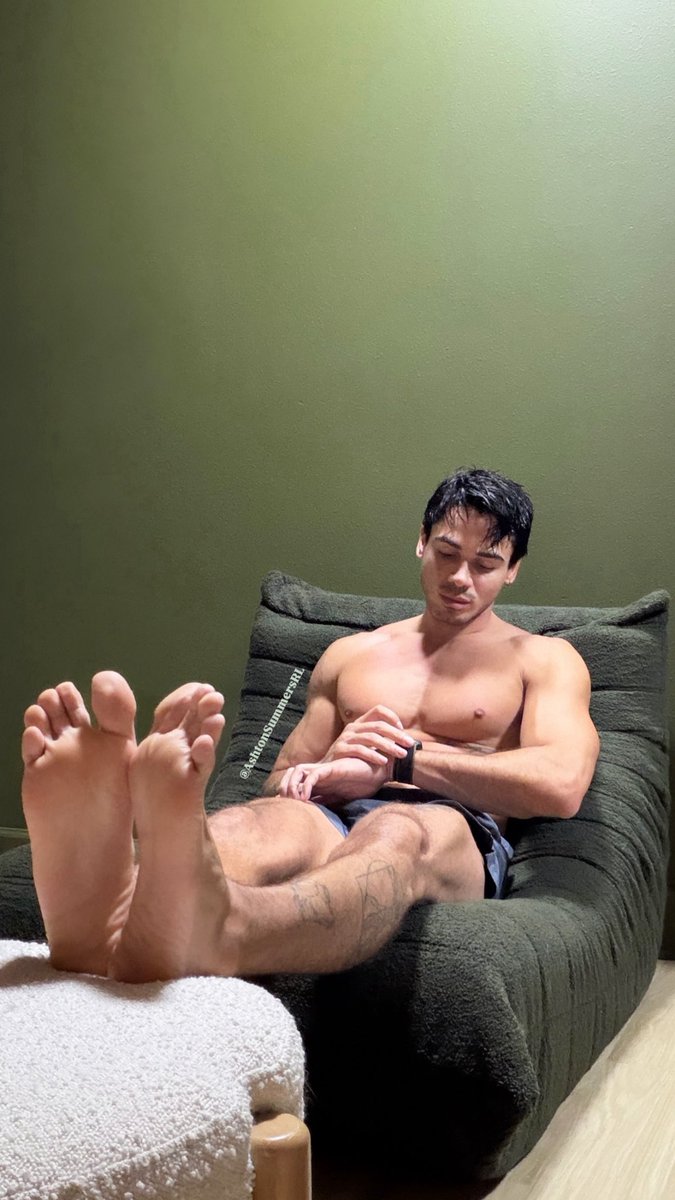 😏😏