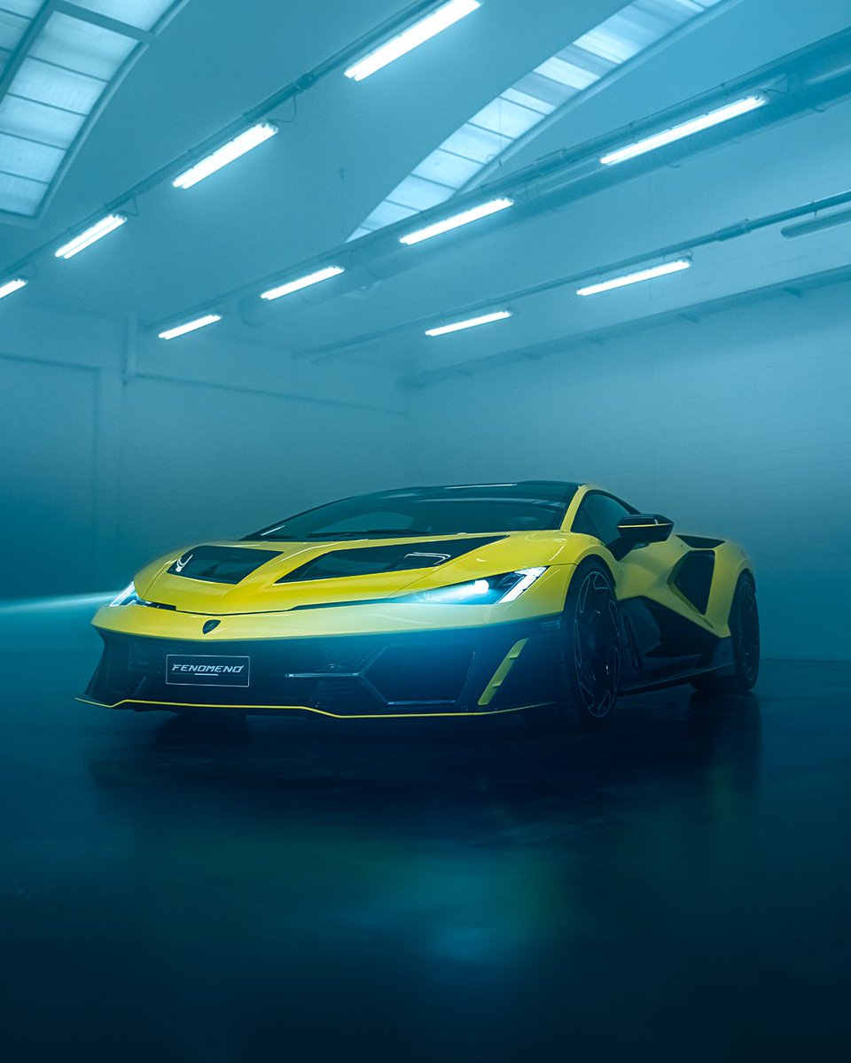 Lamborghini tweet media