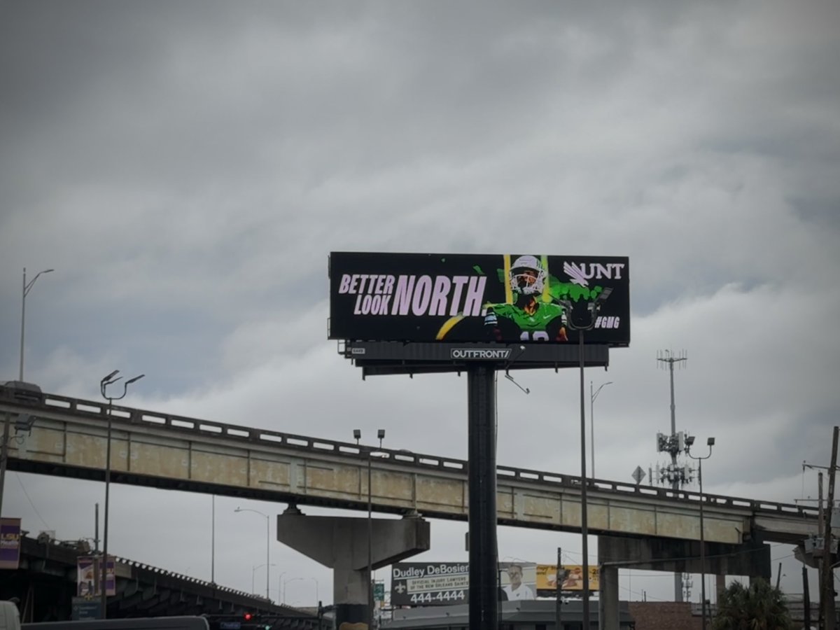 brandonbuzbee's tweet image. UNT making its presence known in the Big Easy on and off the field the next few days! Six of these running across the city. #Betterlooknorth #GMG