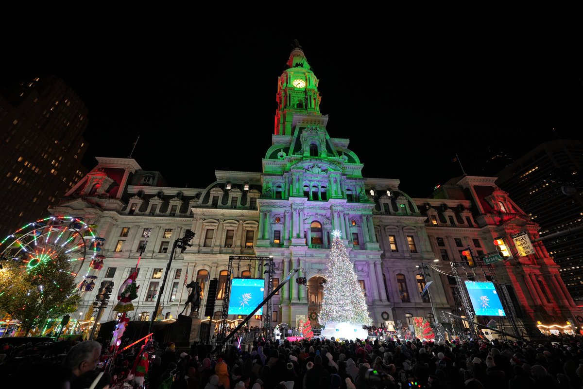 🎄 Last night was amazing, Philly!! 🎄

Thank you to everyone who came out for <a href="/6abc/">Action News on 6abc</a>  presents the City of Philadelphia's Holiday Tree Lighting Celebration in partnership with @bankofamerica. #PhillyHolidays