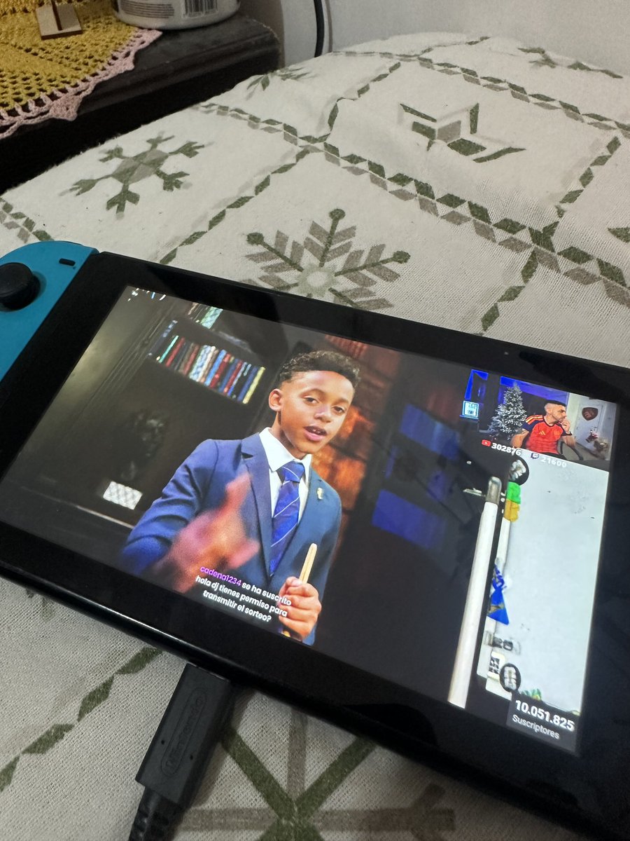 viera16100's tweet photo. @DjMaRiiO en el switch😂 https://t.co/CwNMs6Q5mH