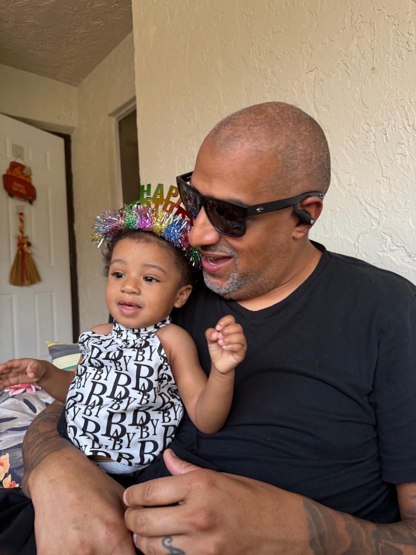 ericgreen86's tweet image. HAPPY 1st BIRTHDAY TO MY BUDDY PAUL JEX DAUGHTER!!! SHE IS ABSOLUTELY BEAUTIFUL BRO!!! HAVE A GREAT DAY!!!